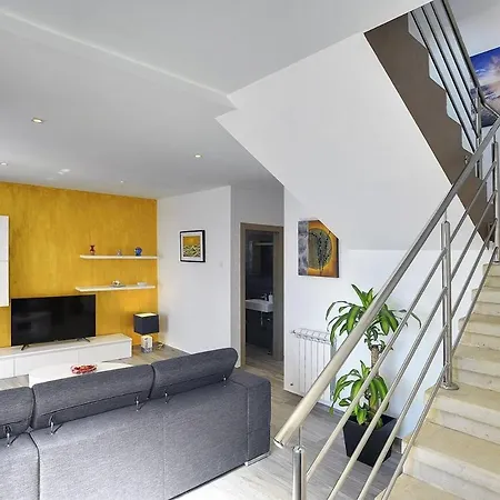 Ferienhaus Miceli Ližnjan