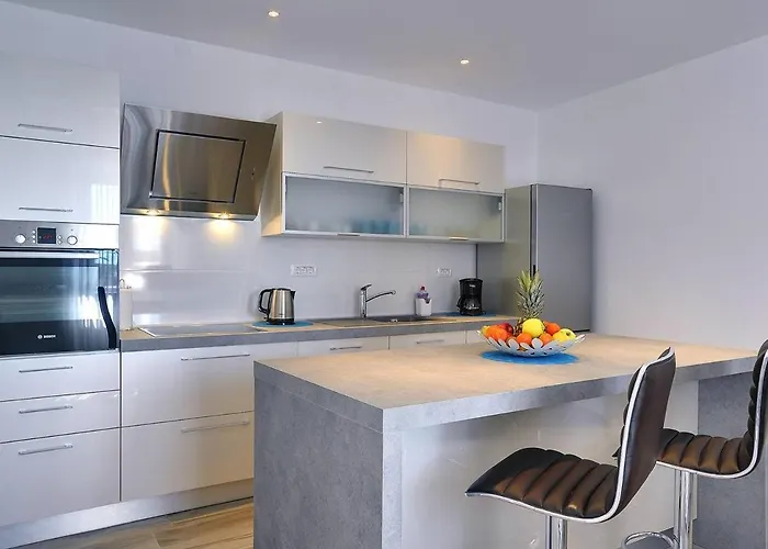 House Miceli Semesterbostad Ližnjan