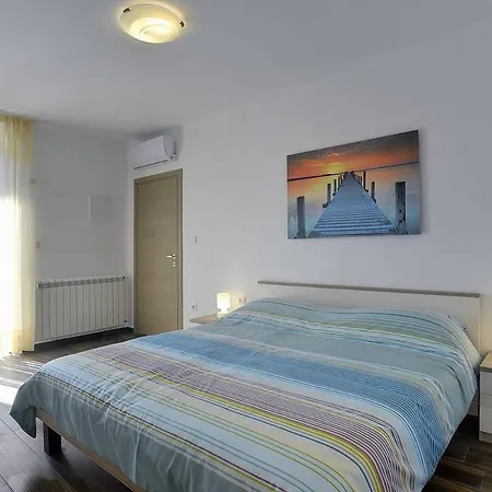 House Miceli